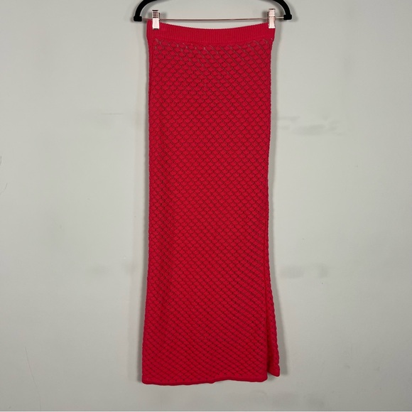 MESHKI GIULIANA KNIT MAXI SKIRT IN POMEGRANATE SIZE SMALL - Picture 6 of 13